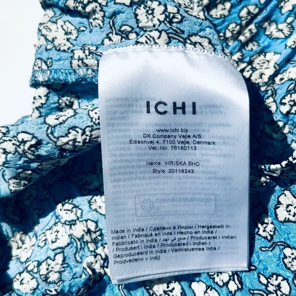 Ichi Shorts floral high waisted - Little Boy Blue Outline
Flower - Picture 8 of 11